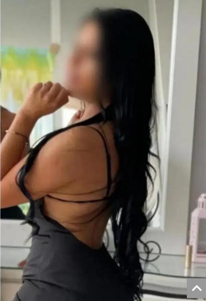 603290045: Chica busca chico en Cádiz