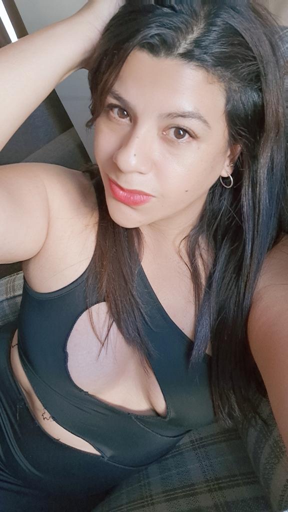 613902846: Chica busca chico en Alicante