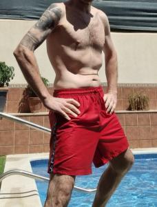 658117016: Chico busca chica en Granada