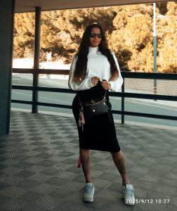 631009572: Transexual en Lérida