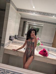 614565246: Chica busca chico en Ibiza