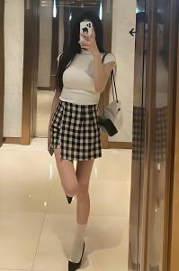 Chica busca chico en Granada: 