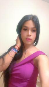 623249819: Travesti en León