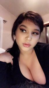 697204477: Chica busca chico en Madrid