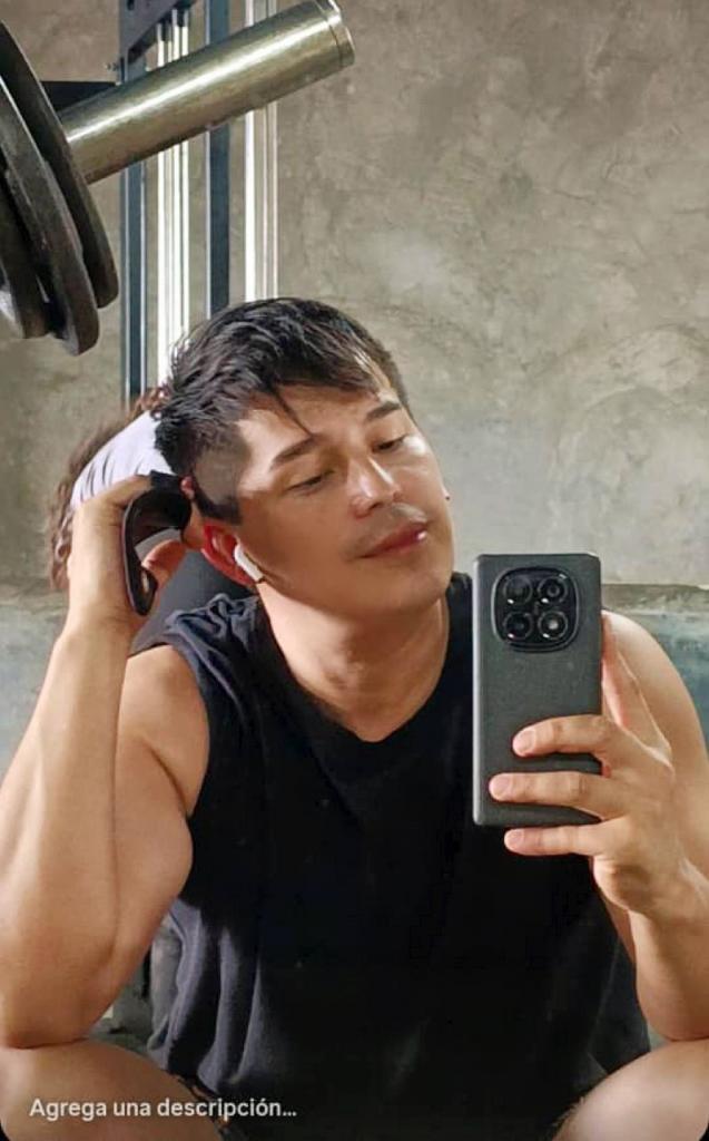 Chico busca chica en Granada: 