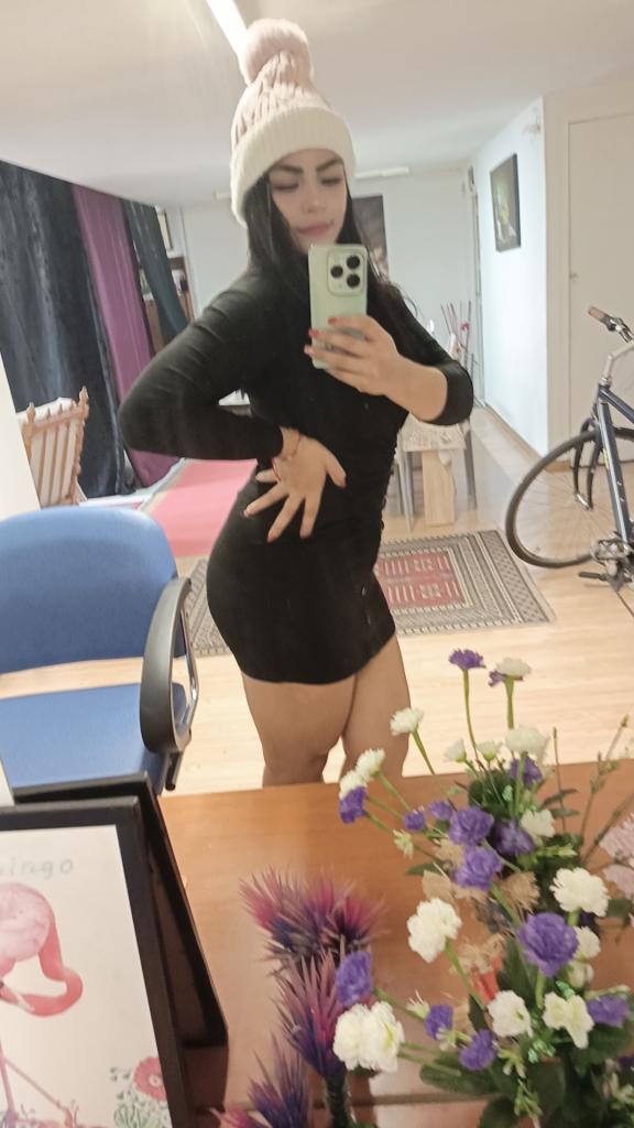 692475507: Chica busca chico en Cantabria