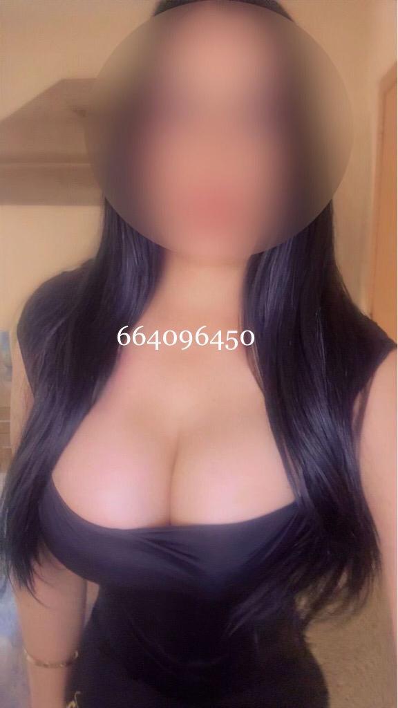 664096450: Chica busca chico en Zaragoza