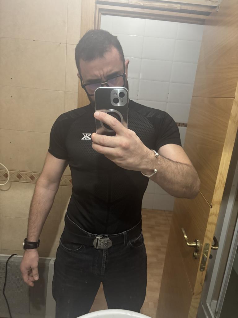 670100805: Chico busca chica en Madrid