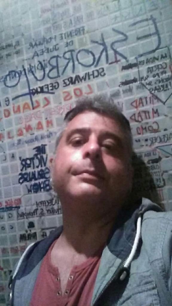 Chico busca chica en Burgos: 