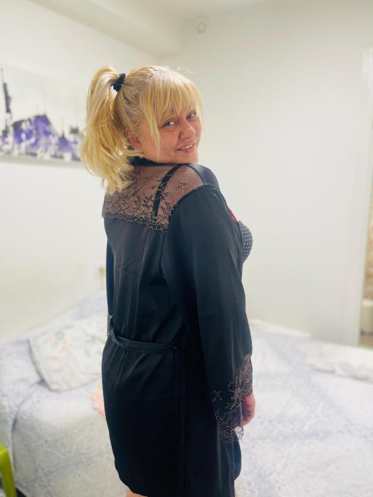 633412287: Chica busca chico en Alicante