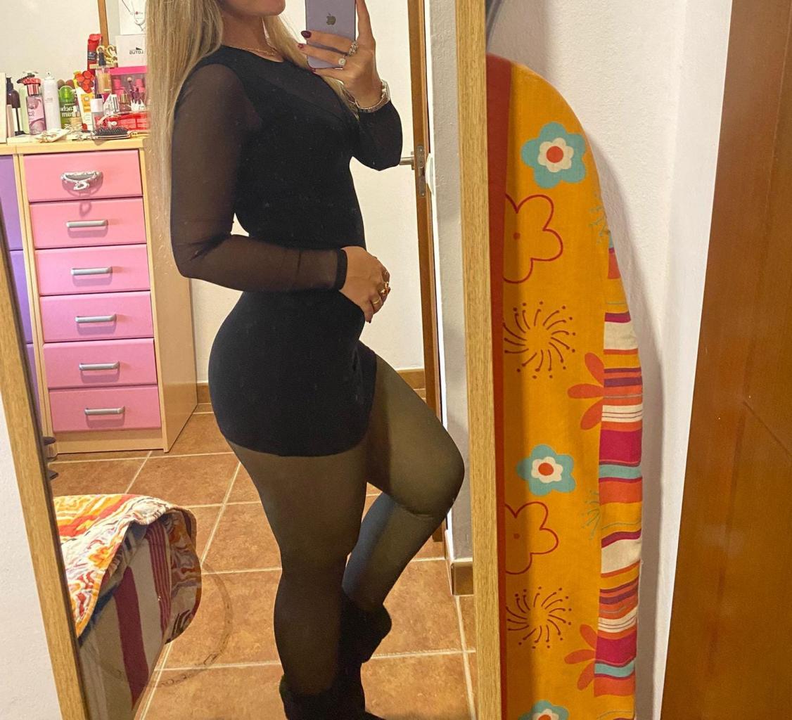 Chica busca chico en Ibiza: 