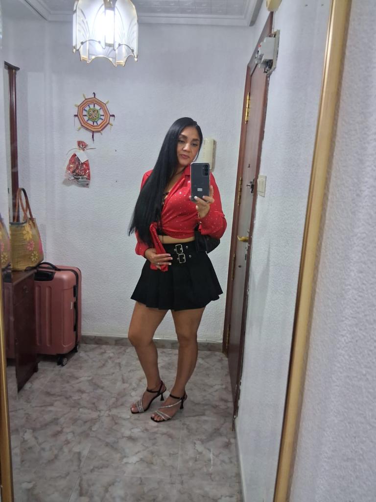 641929972: Chica busca chico en Murcia