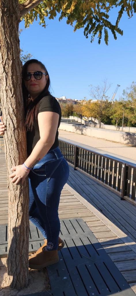 Chica busca chico en Castellón: 