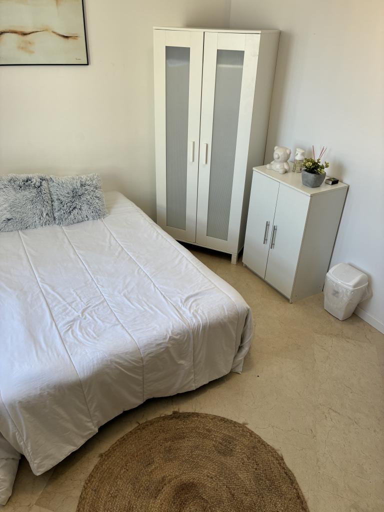 672585010:  en Valencia