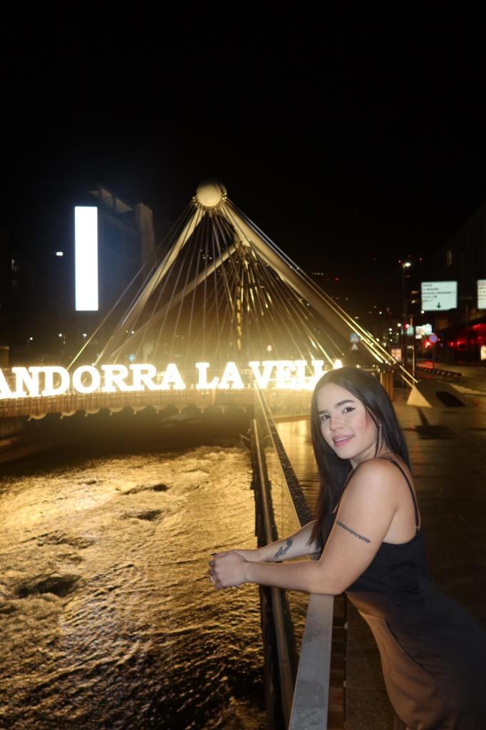 653565836: Chica busca chico en Álava