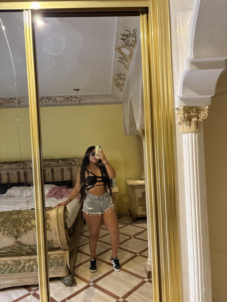 Chica busca chico en Burgos: Chica busca chico