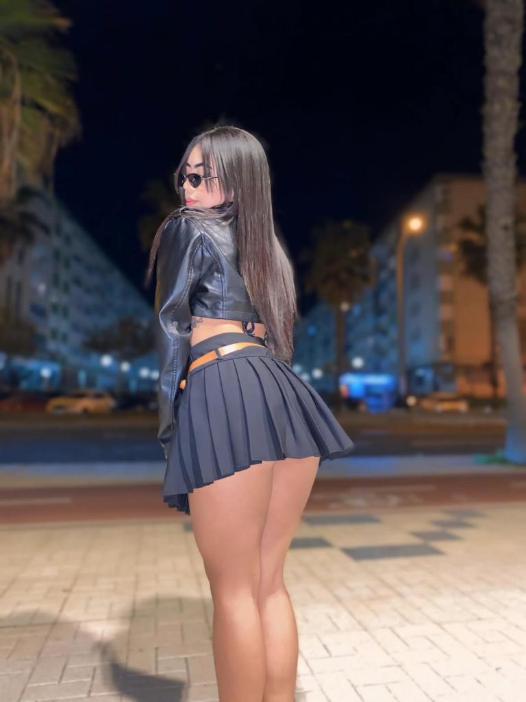 602409215: Chica busca chico en Cantabria