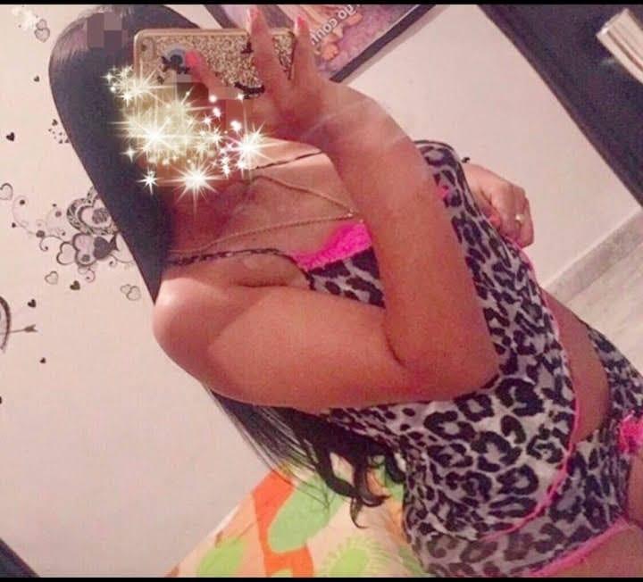 722229071: Chica busca chico en Murcia
