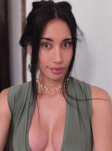 670872904: Transexual en Madrid