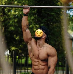 637908522: Chico busca chica en Madrid