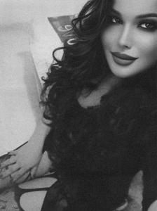 676283078: Travesti en Barcelona