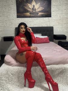 633767746: Travesti en Barcelona