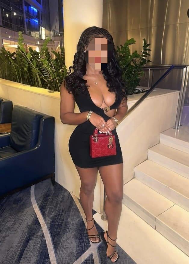 613581524: Chica busca chico en Málaga