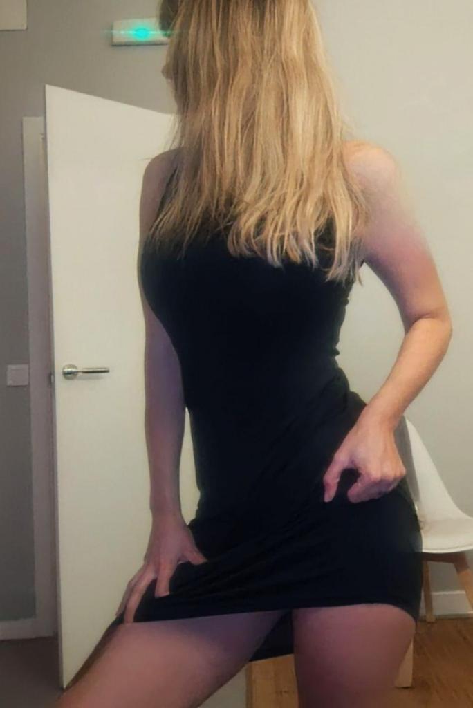 678612354: Chica busca chico en Málaga