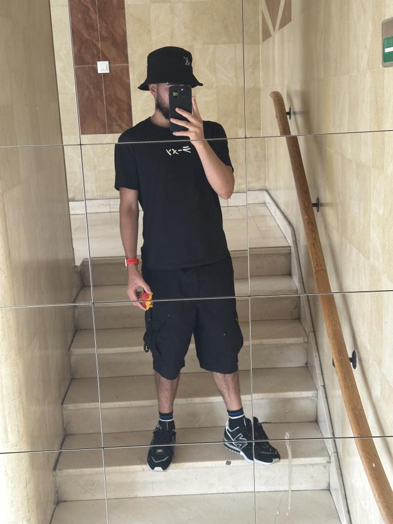 624675252: Chica busca chico en Madrid