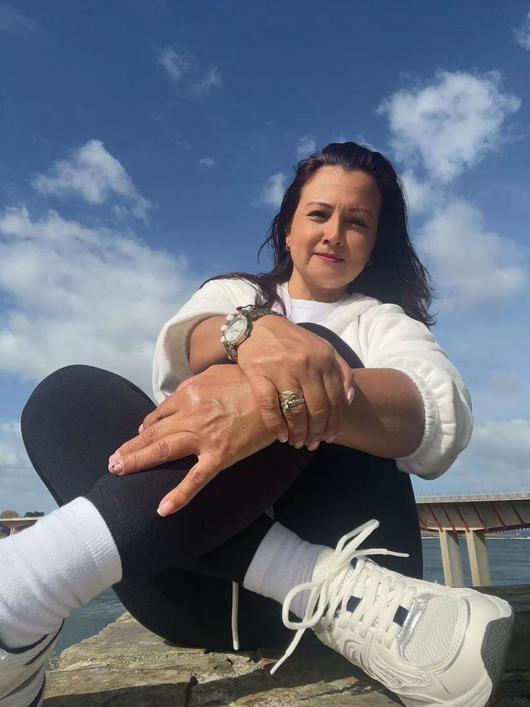 691338145: Chica busca chico en Cantabria