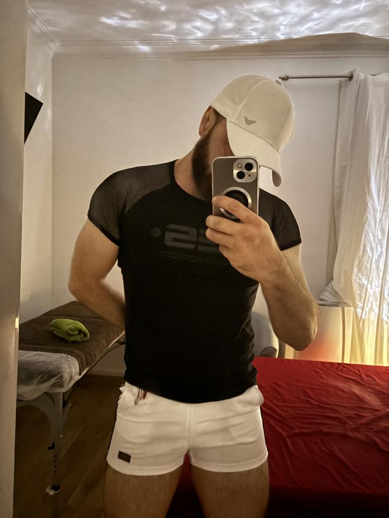 670100805: Chico busca chica en Madrid