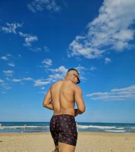 624847565: Chico busca chica en Madrid