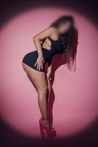 Chica busca chico en Madrid: Chica busca chico