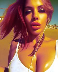 675891662: Chica busca chico en Granada