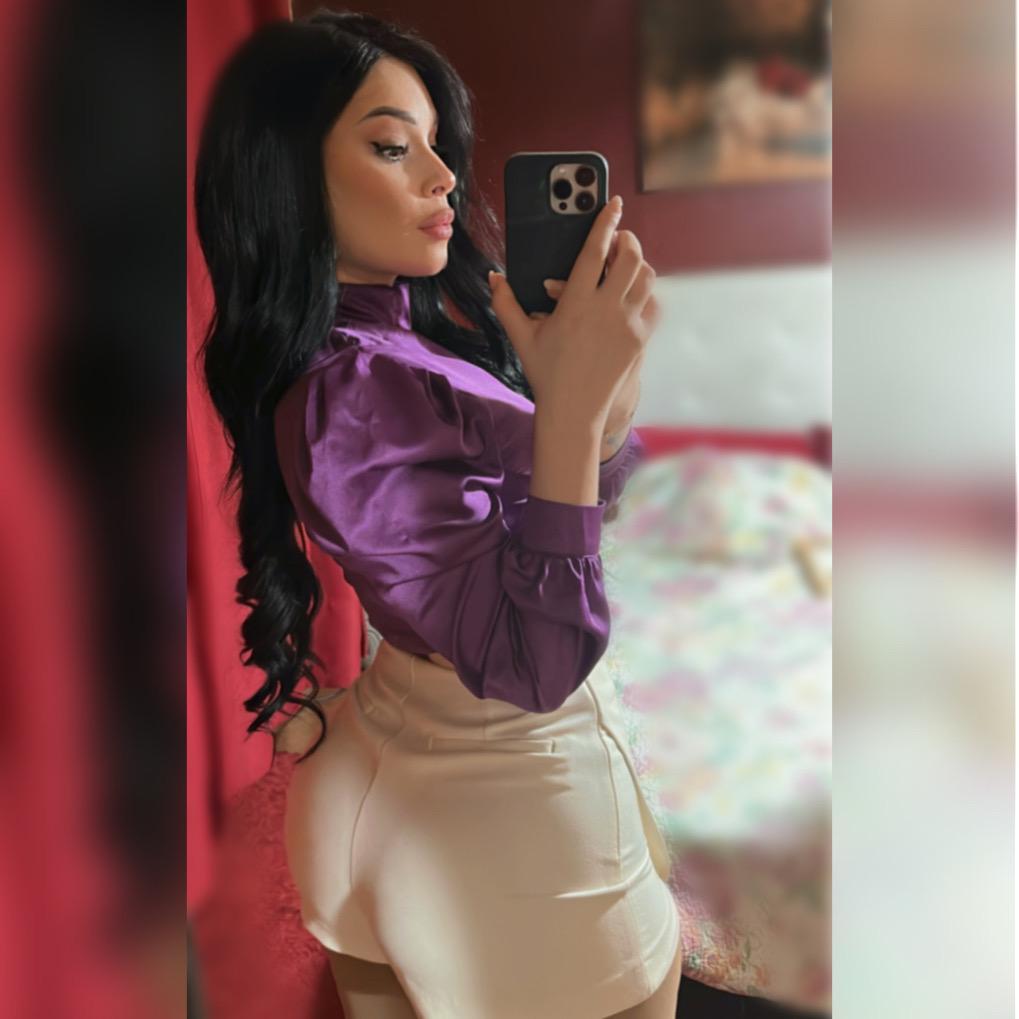 Chica busca chico en Cádiz: 