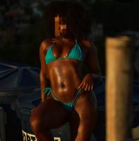 603221025: Chica busca chico en La Coruña