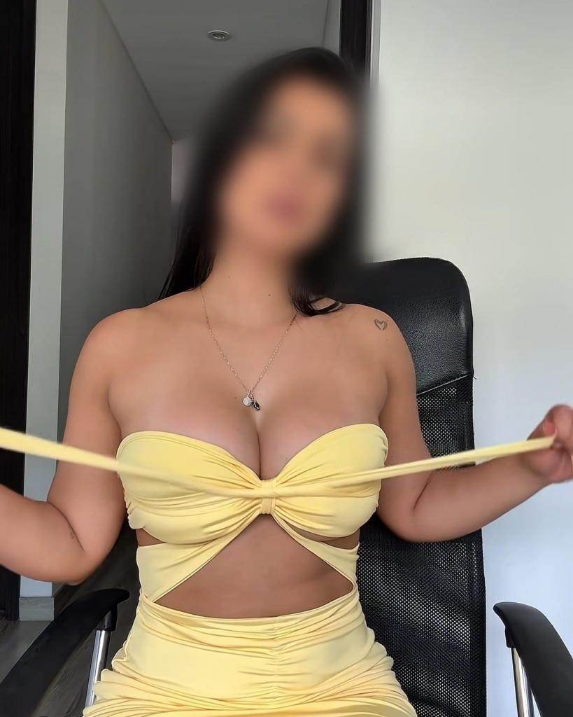 672507059: Chica busca chico en Madrid