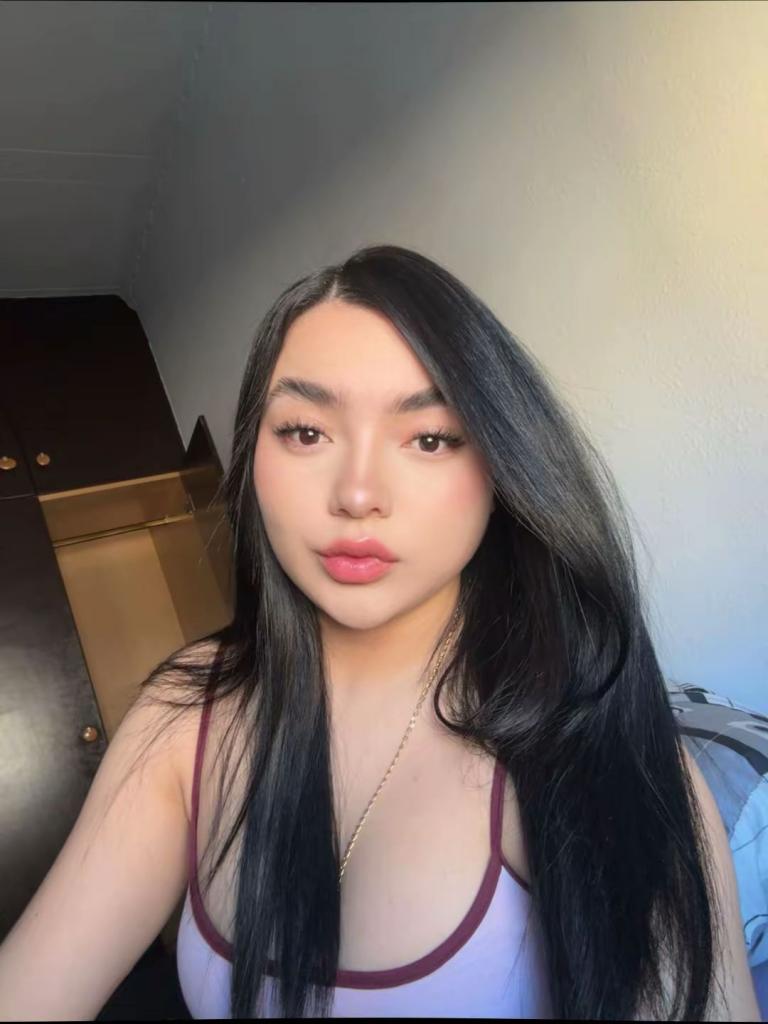 641577083: Chica busca chico en Barcelona