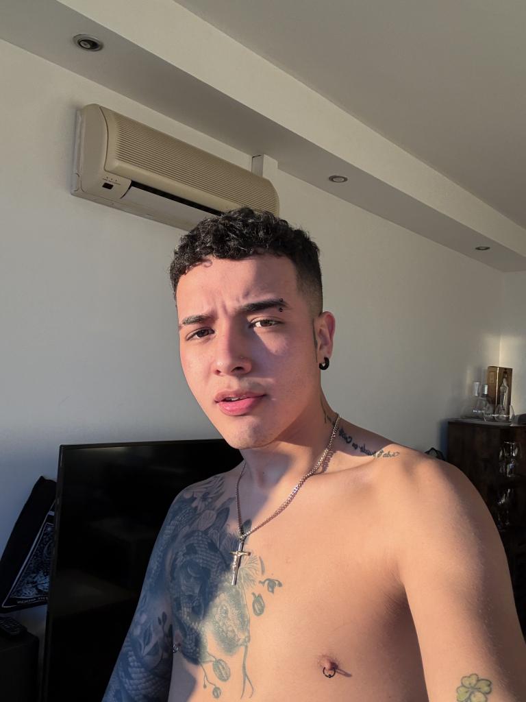 643701664: Chico busca chica en Tarragona