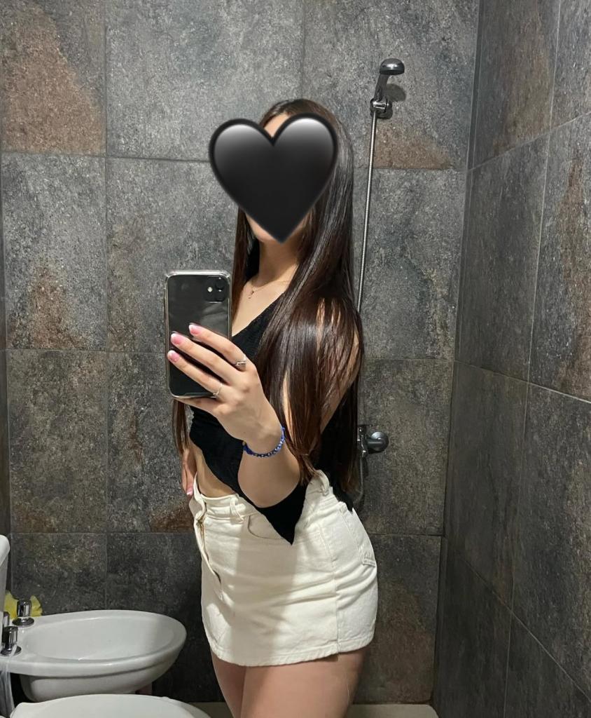 604354891: Chica busca chico en Málaga