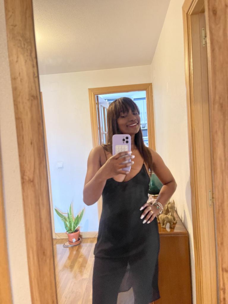 667656393: Chica busca chico en Valladolid