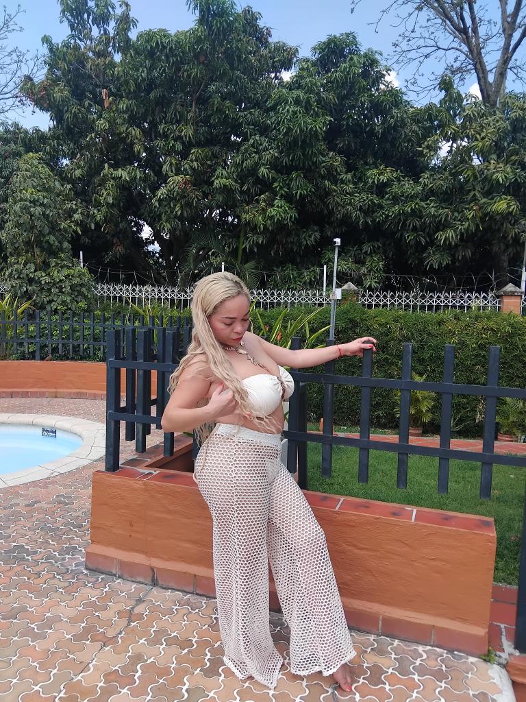 Chica busca chico en Granada: 