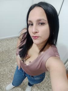 667795050: Chica busca chico en Cádiz