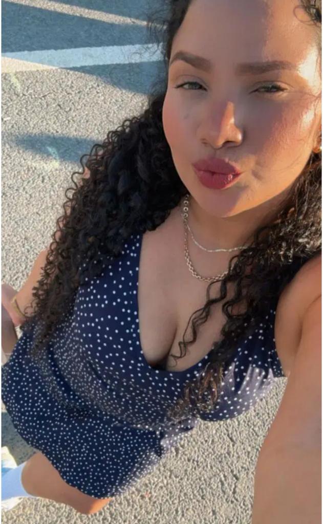 612203013: Chica busca chico en Sevilla