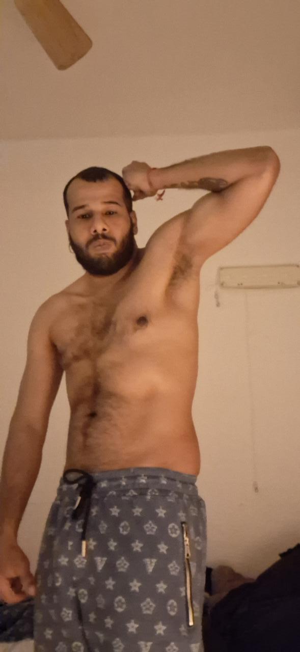 Chico busca chica en Alicante: 