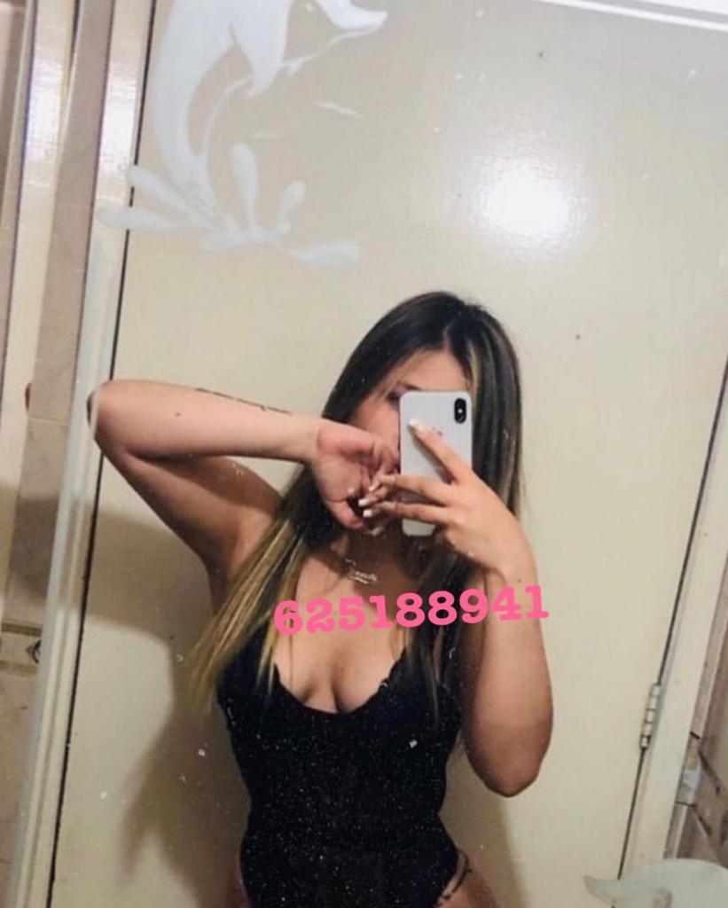 625188941: Chica busca chico en Pontevedra