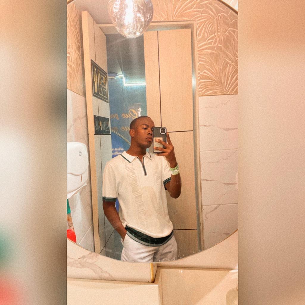 658769059: Chico busca chica en Málaga