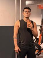 637749146: Chico busca chica en Madrid