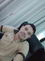 632817761: Chico busca chica en Barcelona